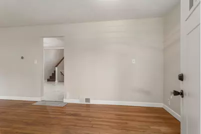 807 S Hamilton Street, Monticello, IL 61856 - Photo 9