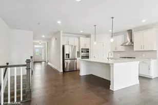 23068 N Pinehurst Dr, Kildeer, IL 60047 - Photo 9