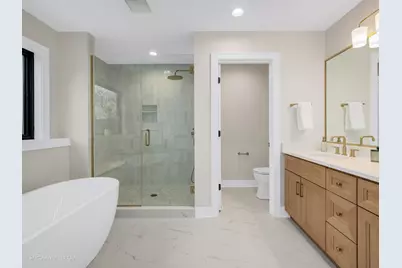 104 N Evergreen Avenue, Elmhurst, IL 60126 - Photo 25