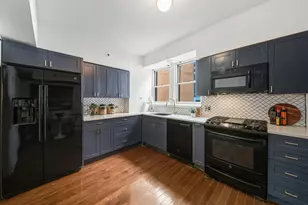 2912 N Commonwealth Ave, Chicago, IL 60657 - Photo 13