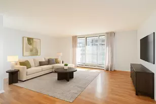 5901 N Sheridan Rd, Chicago, IL 60660 - Photo 3