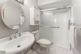 676 Rosner Dr, Roselle, IL 60172 - Photo 15