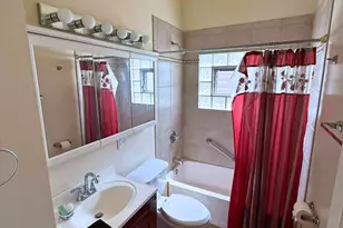 2038 W 70th Pl, Chicago, IL 60636 - Photo 5