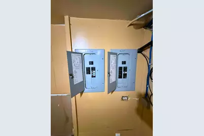 2038 W 70th Place, Chicago, IL 60636 - Photo 7