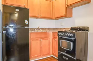 5210 S Woodlawn Ave, Chicago, IL 60615 - Photo 3