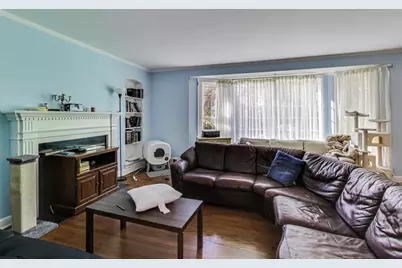 4350 Bobolink Terrace, Skokie, IL 60076 - Photo 7