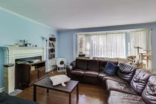 4350 Bobolink Terrace, Skokie, IL 60076 - Photo 7