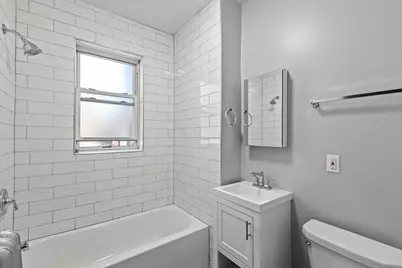 2520 W Belle Plaine Avenue #2, Chicago, IL 60618 - Photo 9