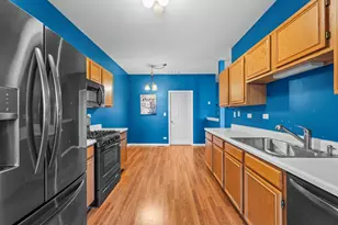 266 Grandview Ct, Algonquin, IL 60102 - Photo 7