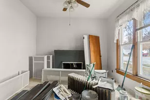 214 E William St, Monticello, IL 61856 - Photo 11