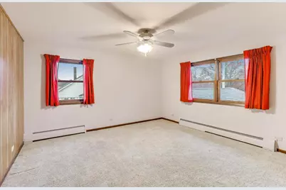 1040 S Linneman Road, Mount Prospect, IL 60056 - Photo 23