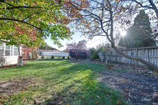 18 S Vista Ave, Addison, IL 60101 - Photo 29