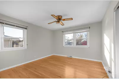 18 S Vista Avenue, Addison, IL 60101 - Photo 21