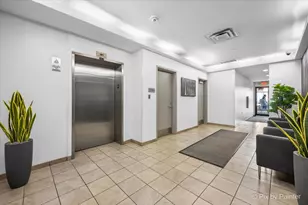 50 S Grove Ave, Elgin, IL 60120 - Photo 19