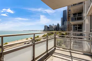 1300 N Lake Shore Dr, Chicago, IL 60610 - Photo 17