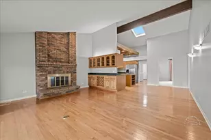 1105 W Bauer Rd, Naperville, IL 60563 - Photo 15