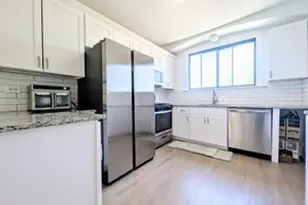 5655 N Spaulding Ave, Chicago, IL 60659 - Photo 7