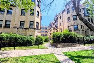 5655 N Spaulding Ave, Chicago, IL 60659 - Photo 1