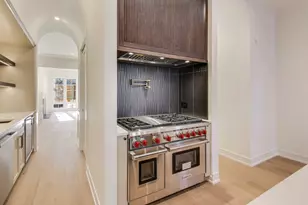 2036 W Erie St, Chicago, IL 60612 - Photo 13