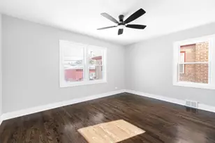 9633 S Yale Ave, Chicago, IL 60628 - Photo 15