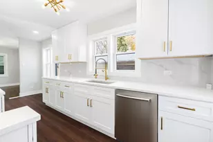 9633 S Yale Ave, Chicago, IL 60628 - Photo 11