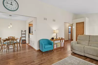 11149 Saratoga Drive, Orland Park, IL 60467 - Photo 5