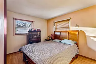 18637 W Karen Ln, Gurnee, IL 60031 - Photo 17