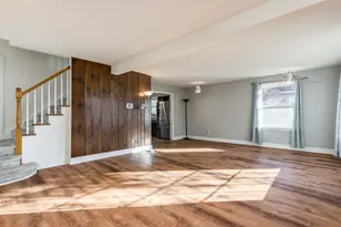 8627 School St, Morton Grove, IL 60053 - Photo 5