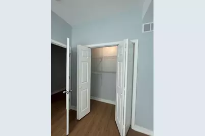 1024 W Ainslie Street #1, Chicago, IL 60640 - Photo 5