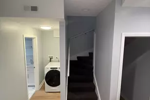 1024 W Ainslie St, Chicago, IL 60640 - Photo 13