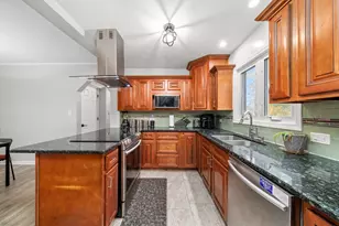 365 E Dickens Ave, Northlake, IL 60164 - Photo 5