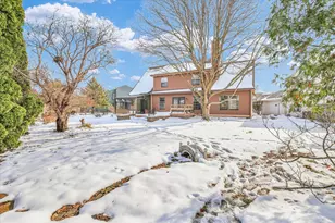 2002 O Donnell Dr, Champaign, IL 61821 - Photo 43