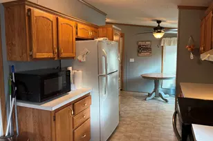 820 Dewhurst St, Mount Carroll, IL 61053 - Photo 13