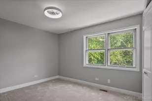 1704 Kenyon Dr, Naperville, IL 60565 - Photo 15