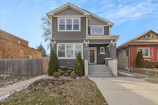 9124 S Bell Ave, Chicago, IL 60643 - Photo 1