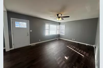 412 E Main Street, Morrison, IL 61270 - Photo 9