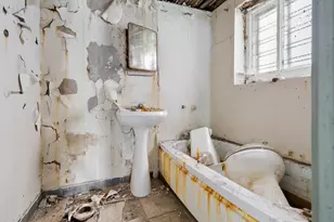 529 N Leamington Ave, Chicago, IL 60644 - Photo 29