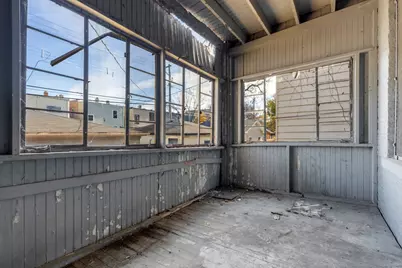 529 N Leamington Avenue, Chicago, IL 60644 - Photo 25