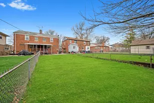 429 Geneva Ave, Bellwood, IL 60104 - Photo 5