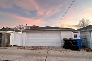 6152 W 64th Pl, Chicago, IL 60638 - Photo 29