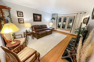 6152 W 64th Pl, Chicago, IL 60638 - Photo 5