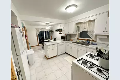 6152 W 64th Place, Chicago, IL 60638 - Photo 9