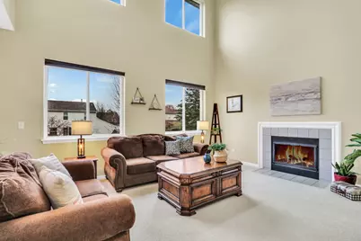 77 Bridlepath Drive, Lindenhurst, IL 60046 - Photo 21