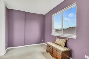 77 Bridlepath Dr, Lindenhurst, IL 60046 - Photo 31