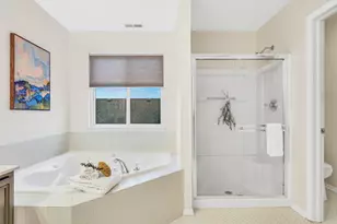 77 Bridlepath Dr, Lindenhurst, IL 60046 - Photo 33