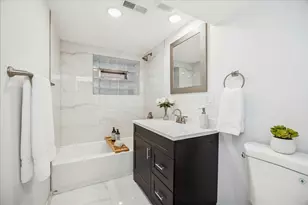 2820 N Sayre Ave, Chicago, IL 60634 - Photo 9