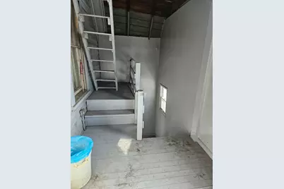 4171 W Eddy Street, Chicago, IL 60641 - Photo 11