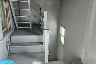 4171 W Eddy St, Chicago, IL 60641 - Photo 11