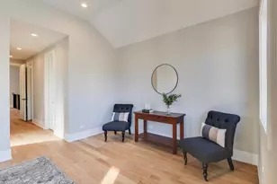 3929 N Francisco Ave, Chicago, IL 60618 - Photo 23