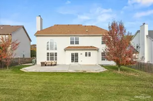 945 Wyndham Dr, South Elgin, IL 60177 - Photo 25